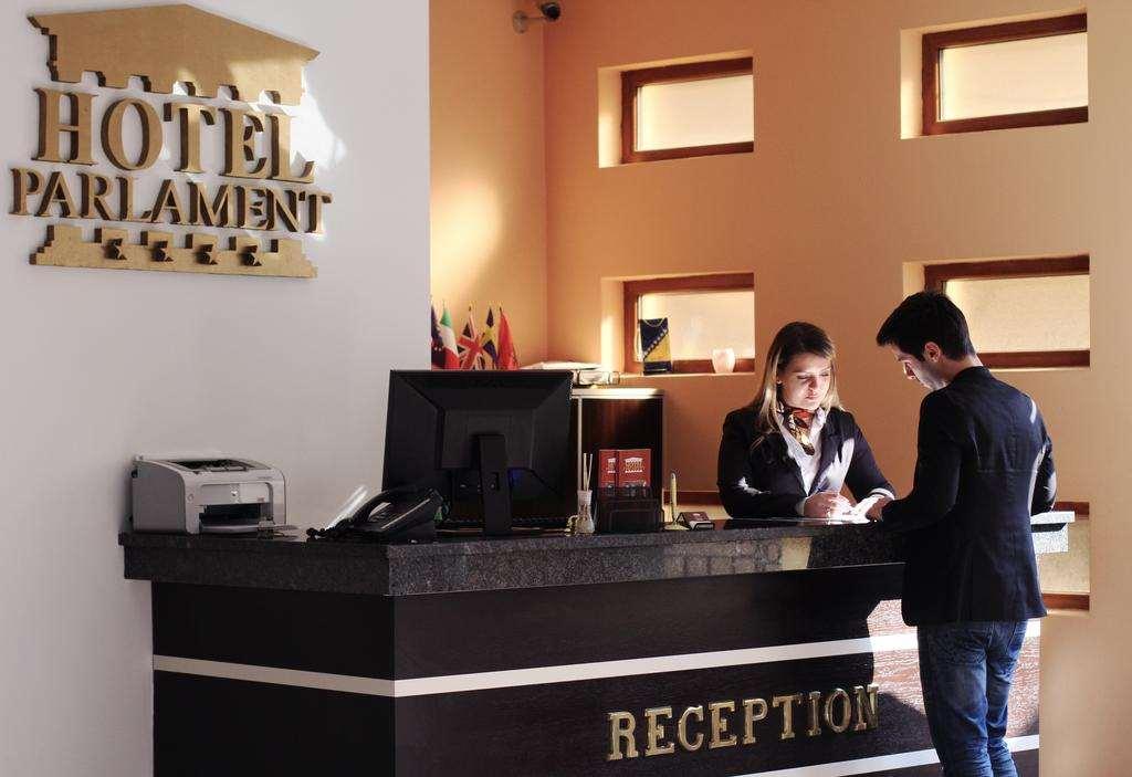 Hotel Parlament 프리슈티나 내부 사진